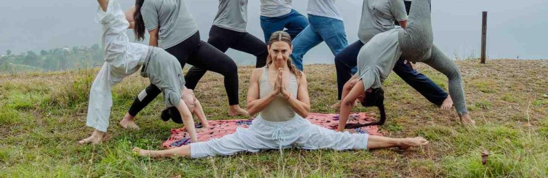 200 hour yoga TTC in Rishikesh
