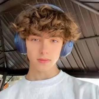 Connor  Wallace